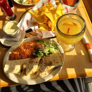 chicken wings and fried chicken, food