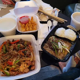 Combination Yaki Soba,  Gyu Don and  4 Pieces Crab Puff