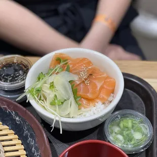 Salmon bowl