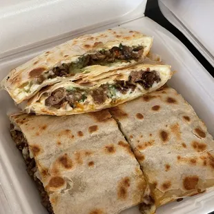 Asada quesadilla- FAT!