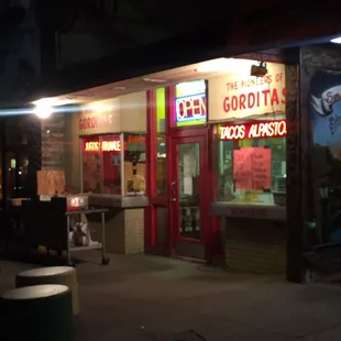 late night (9:30) taco stand