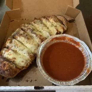 Pepperoni and sausage calzone was really good! Definitely recommend!!