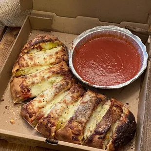 Stromboli (pepperoni, sausage and banana peppers)