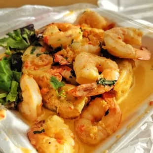 Garlic shrimp with mufungo