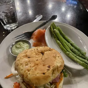 Tuna sandwich with asparagus