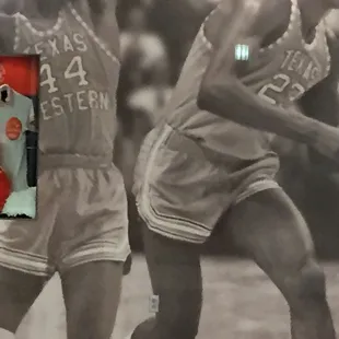 a photo of a basketball game
