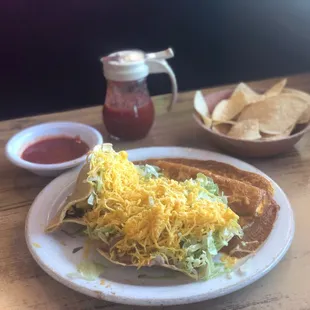 Tostada, shredded beef taco, cheese enchilada