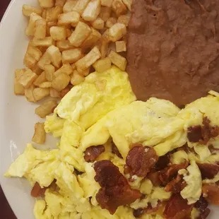 Big breakfast servings.