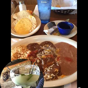 a plate of mexican food