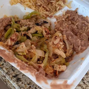 Chicken Fajita - disappointing. None of the usual toppings are included (sour cream, cheese, pico de gallo). Chkn & veg tasted good though