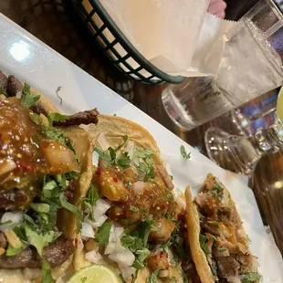 Great fast service, good food. Nice atmosphere.