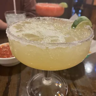 JUMBO lime margarita (happy hour)