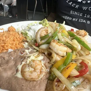 Lunch Shrimp Fajitas - For 1