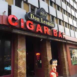 6/8/17. Thursday evening. Interior. A stogie before movie, It Comes At Night, at nearby Canal Place Theatres.