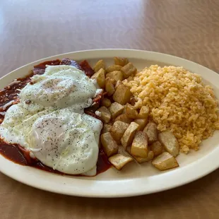 Chilaquiles with salsa roja