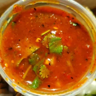 That's no commercial jar sauce, it's more like a salsa.