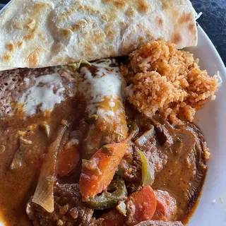 6. Familia Mercado's Favorite