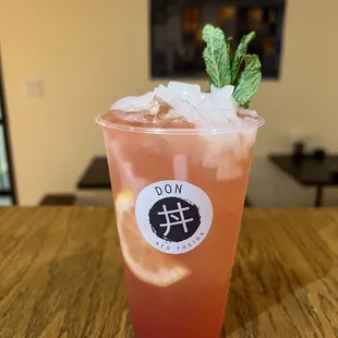 Strawberry Lemonade with Lychee Jelly