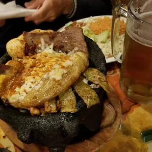 Mocajete is enough for 2 people. So good.