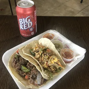 Barbacoa a la Mexicana y Machacado tacos WOOW !!!