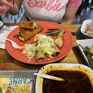 chicken wings and fried chicken, food