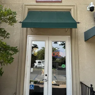 Entrance!