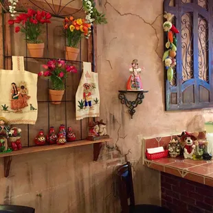 Love the decor