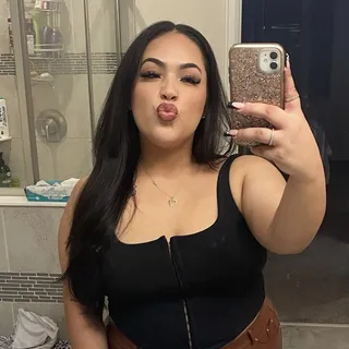 Daniela V.