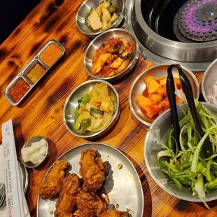 chicken wings and fried chicken, food