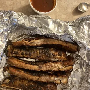 1/2 rack, sauce on the side
