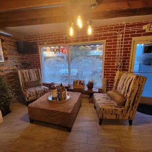 Waiting area, sitting area