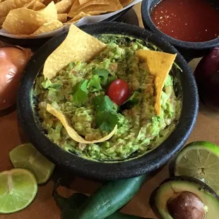 Tableside guacamole made fresh !