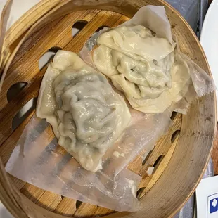 Steamed dumplings