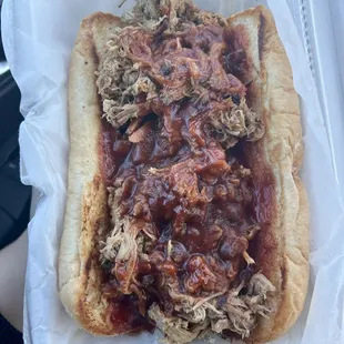 Pulled pork sandwich
