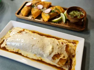 Las Perlas Mexican Restaurant