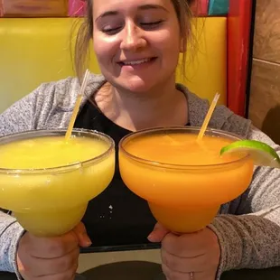 drink, nachos