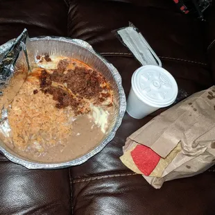 Pollo Chorizo (Lunch) chips and salsa are included!