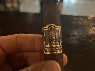 Livonia Cigar Bar a Smoky's Lounge