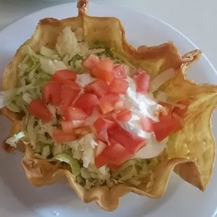 Taco salad with chicken.