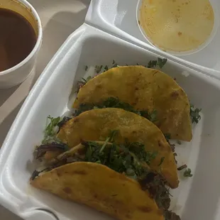 Quesabirria tacos