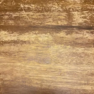 This is a picture of the table where my dinner should have been    No food and short $40.