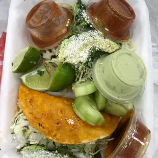 Ahogadita and Coloradita