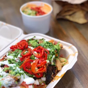 nachos + carnitas | queso &amp; chips
