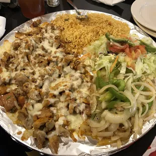 Sombrero for 2. Huge! Wonder if the botanas will be this big. Might compete with Mariscos