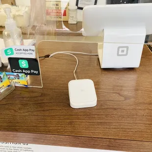 They accept Apple Pay