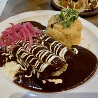 Enchiladas de Mole