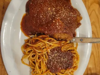 Neko's Restaurant & Lounge