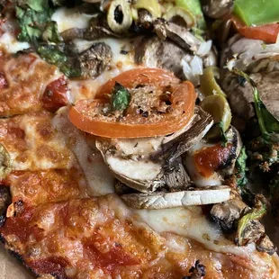 a close up of a pizza