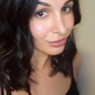 Derya K.