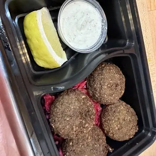 Falafel 4pcs